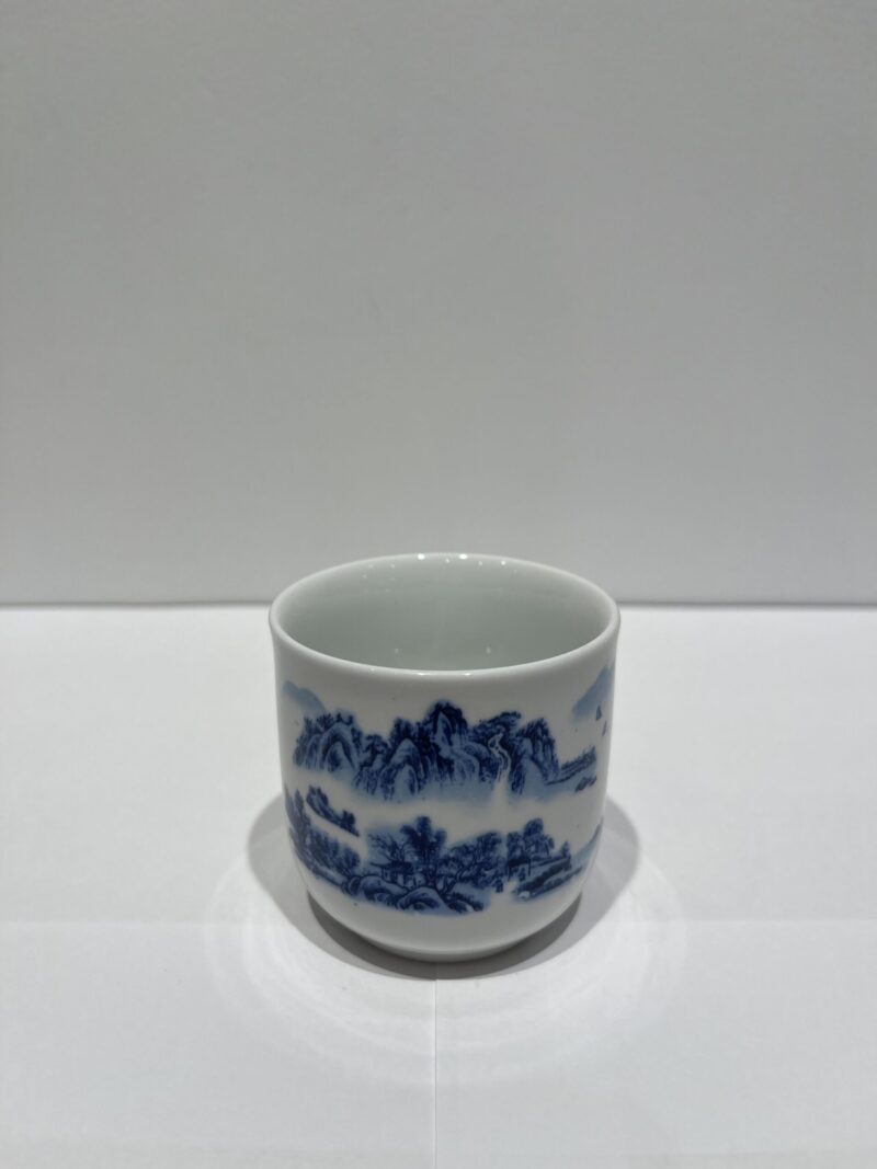 TAZA DE TÉ CON VERSO 蝶恋花山水平口杯